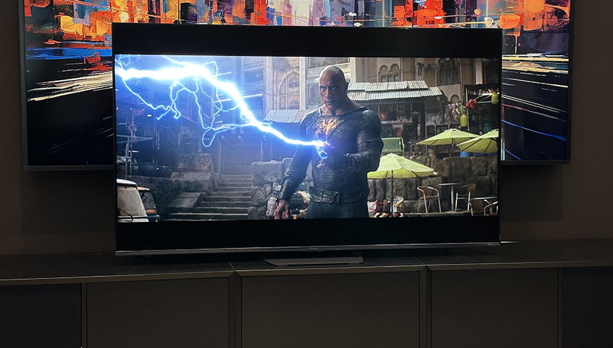 Recensione Hisense UR9S: il TV RGB Mini LED perfetto per ambienti luminosi