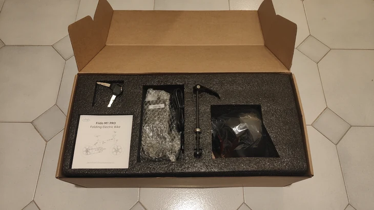 Dotazione e accessori della Fiido M1 Pro