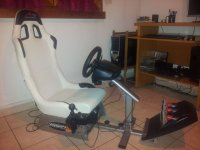 playseat 2.jpg