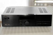 ROTEL RSP 976 vista superiore.jpg