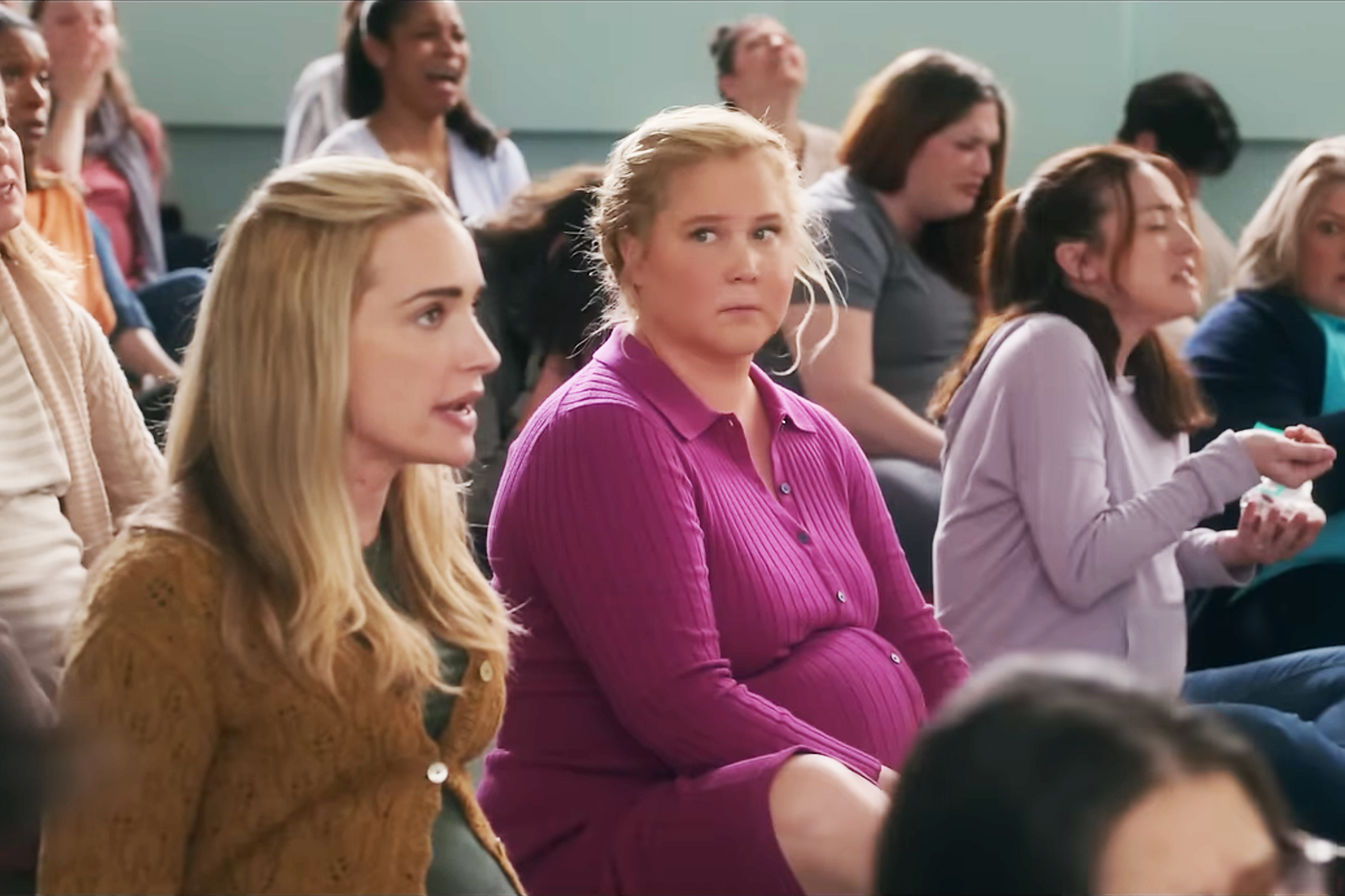 Kinda Pregnant, la rom com con Amy Schumer | AV Magazine